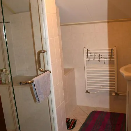 Holland Bed & Breakfast 2*