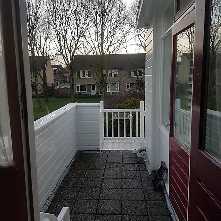 Bed & Breakfast Holland 2*