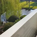 Holland Bed & Breakfast