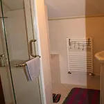 Holland Bed & Breakfast 2*